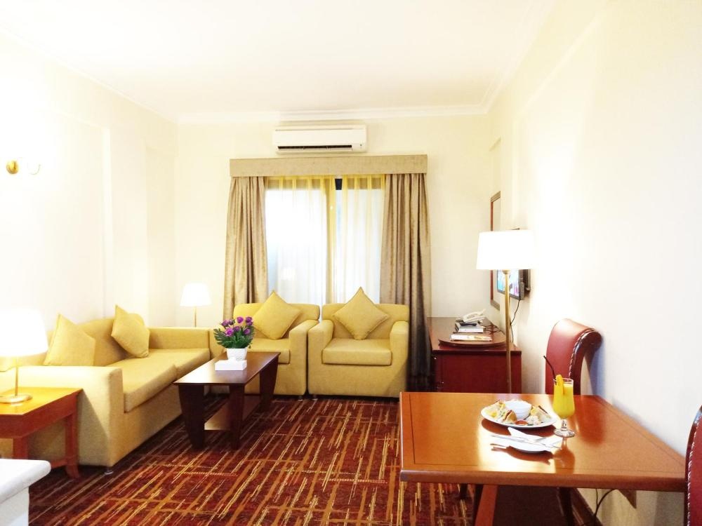 Room image 5